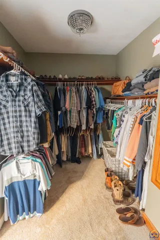 $3,099,995 | 5721 Northwest Humphrey Road, Topeka, KS 66618