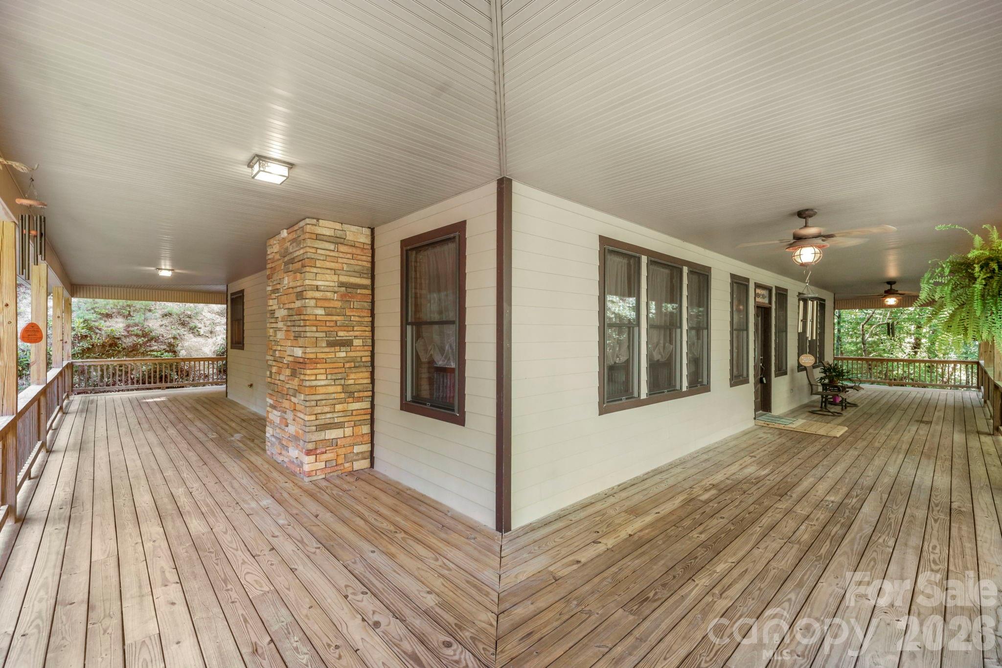 149 Oriole Road Brevard, NC 28712 - Photo 6 of 42