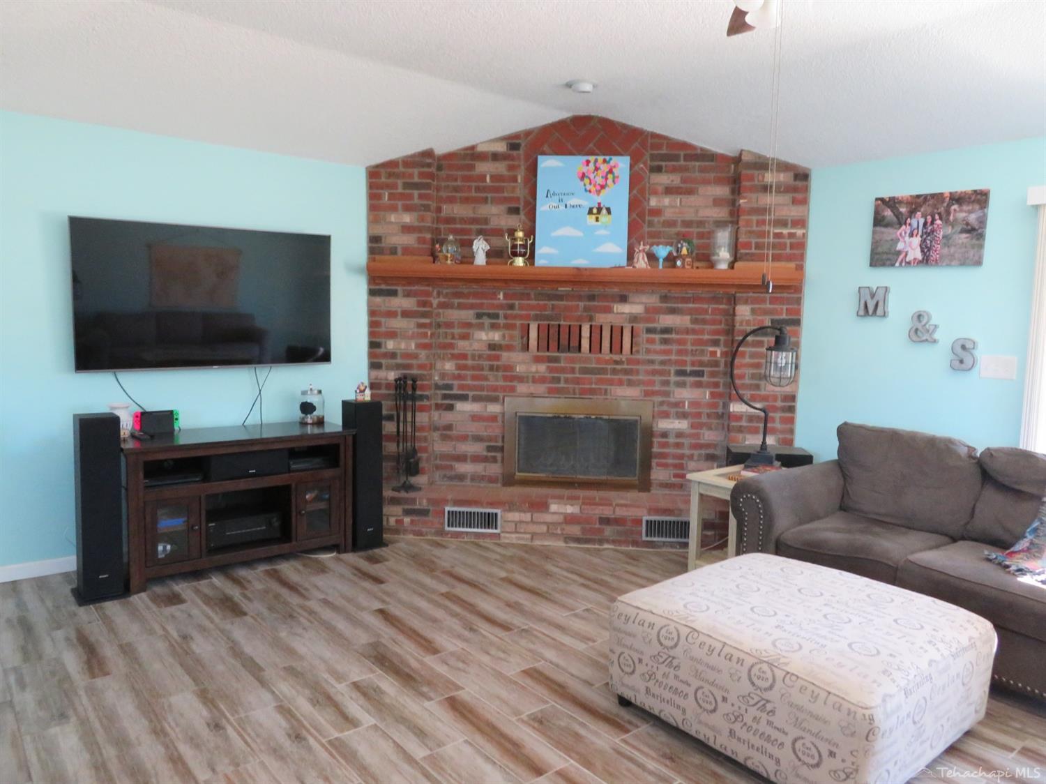 19700 Meadows Road Tehachapi, CA 93561 - Photo 4 of 20 Gallery Image 4