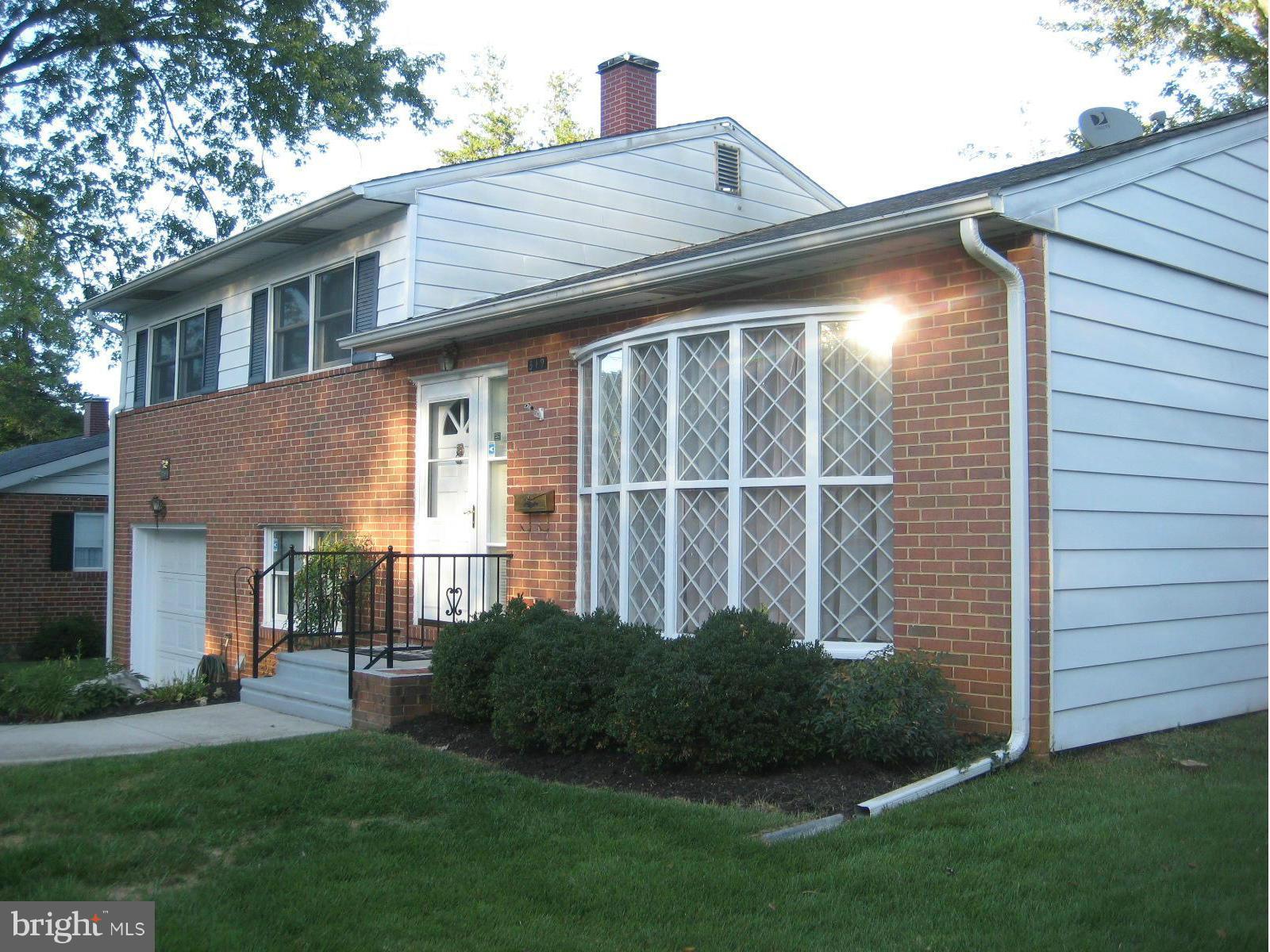 319 Quaker Ridge Road Lutherville-Timonium, MD 21093 - Photo 1 of 30 Exterior (Front)