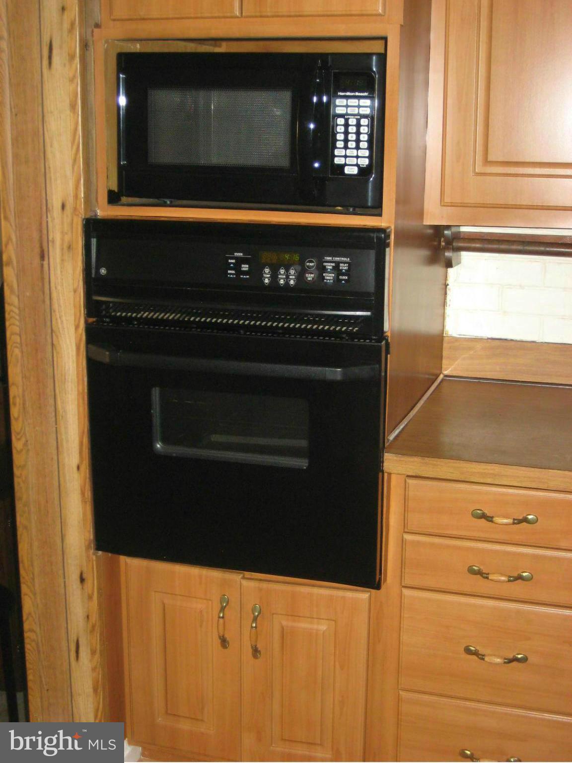 319 Quaker Ridge Road Lutherville-Timonium, MD 21093 - Photo 17 of 30 Kitchen