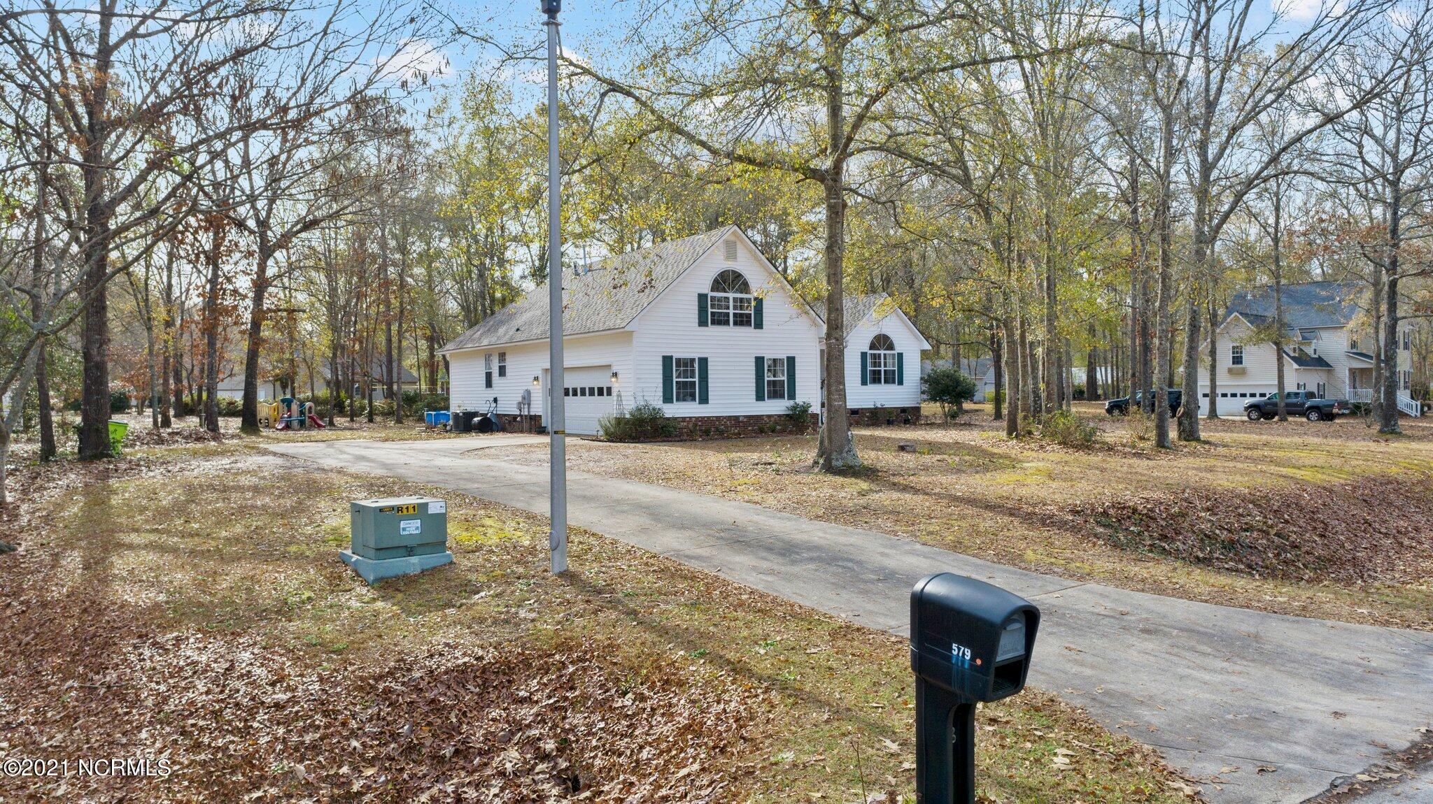 579 Deer Run Road New Bern, NC 28562 - Photo 36 of 39 11-web-or-mls-DJI_0001