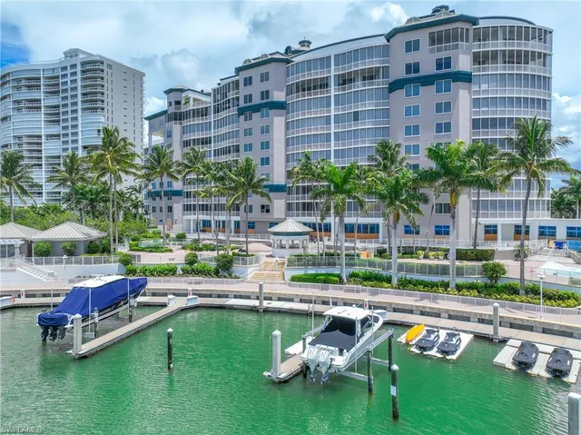 $20,000 | 13675 Vanderbilt Drive, Unit I406, Naples, FL 34110