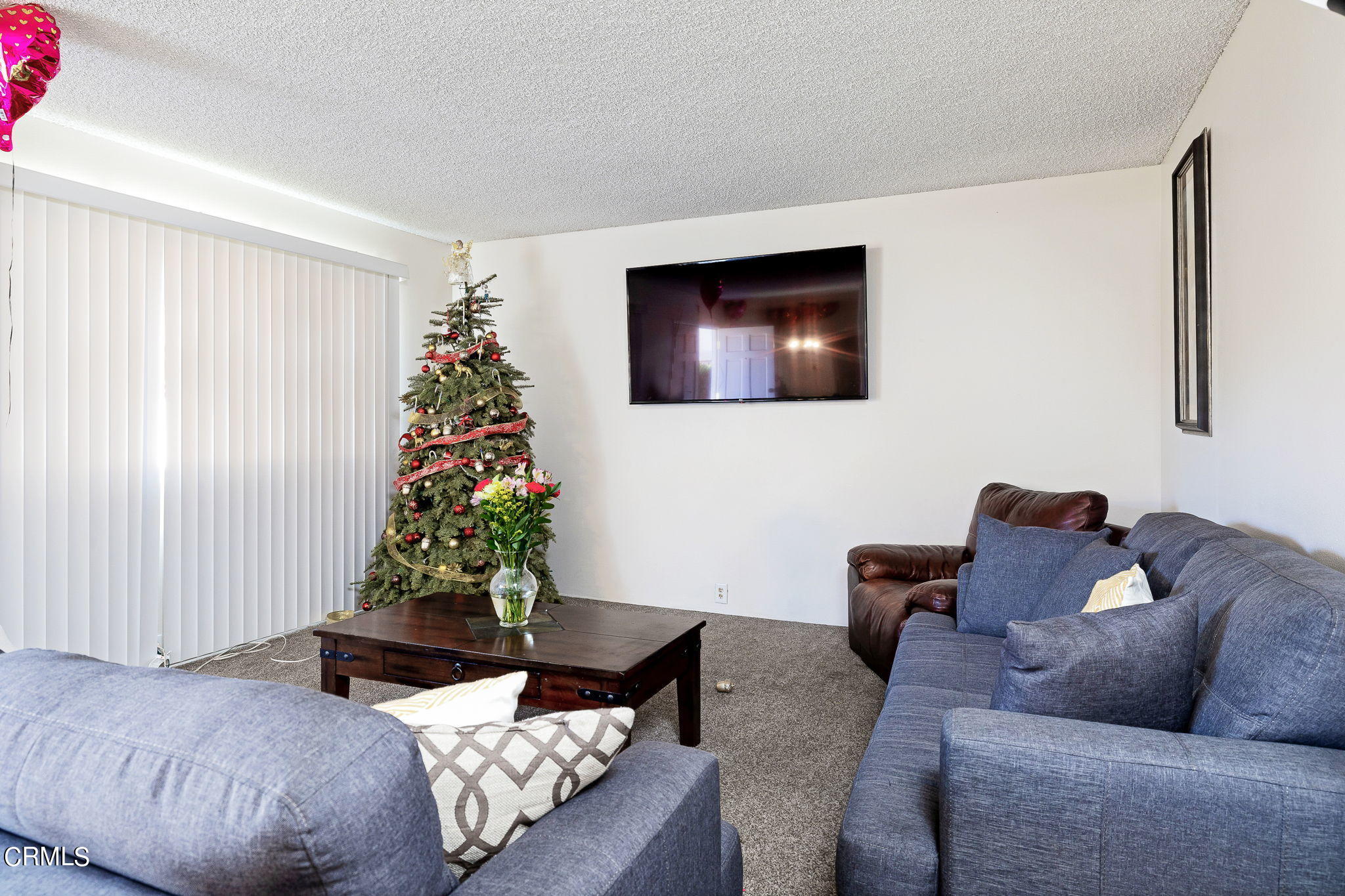 921 North M Street Oxnard, CA 93030 - Photo 19 of 32 Living Area Unit B