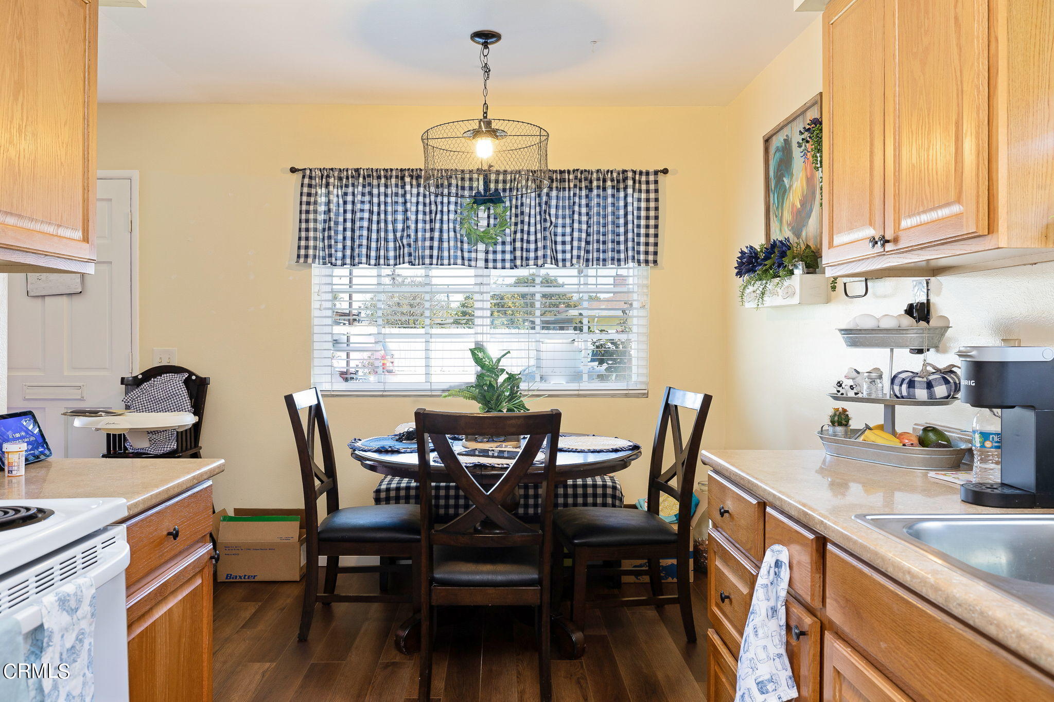 921 North M Street Oxnard, CA 93030 - Photo 9 of 32 Dinning Unit A
