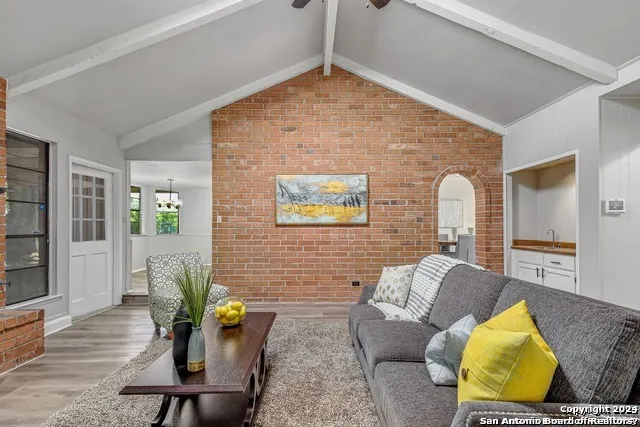 $2,100 | 6302 Madeleine Drive, San Antonio, TX 78229