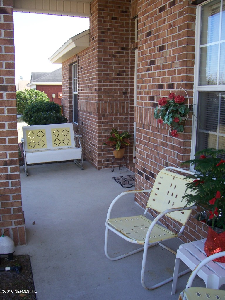 9139 Ford Road Bryceville, FL 32009 - Photo 4 of 31 Front Porch