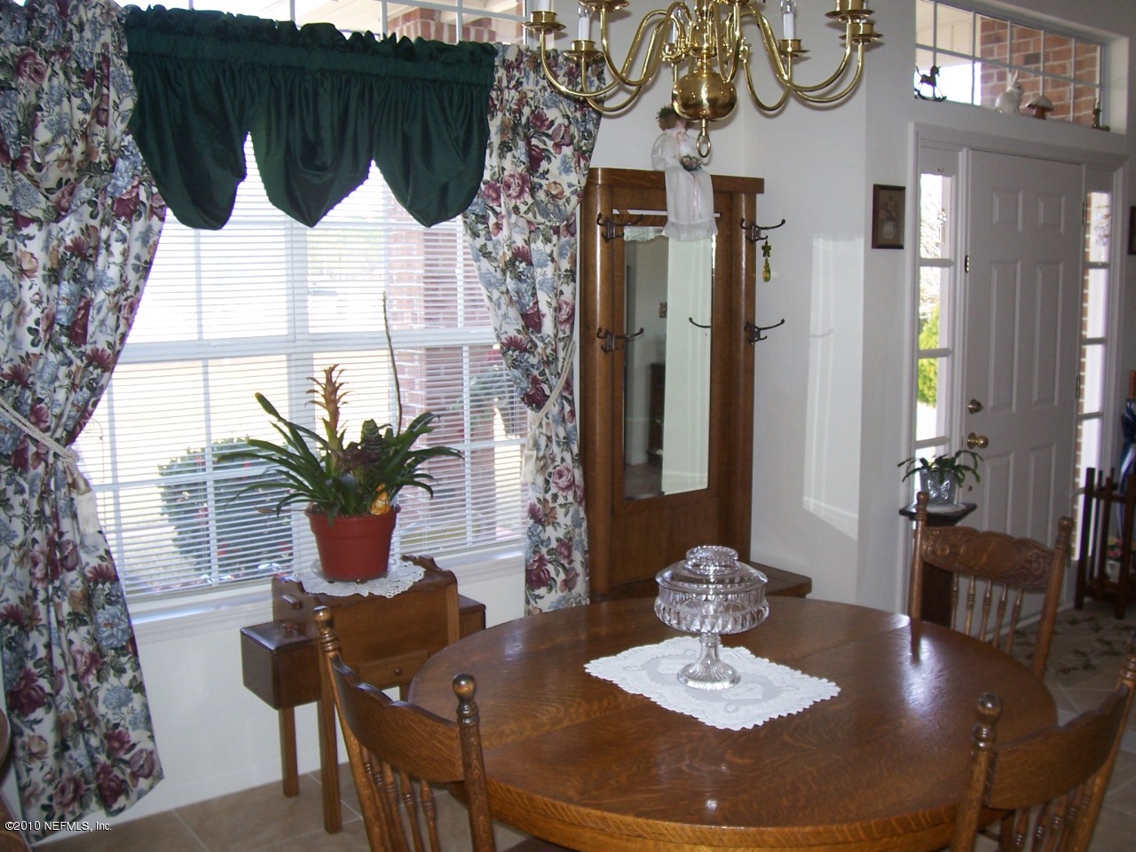 9139 Ford Road Bryceville, FL 32009 - Photo 9 of 31 Dining Room