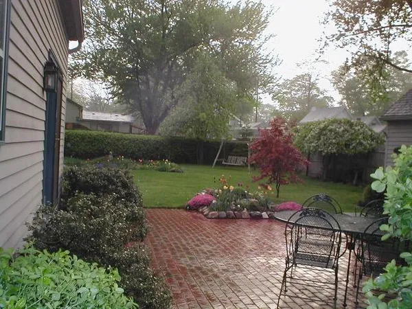 $525,000 | 519 East Spruce Street, Marshall, MI 49068
