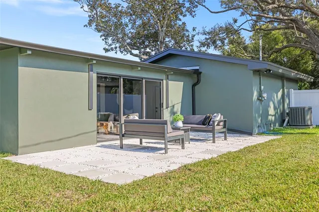 $799,000 | 1441 Fairway Drive, Dunedin, FL 34698