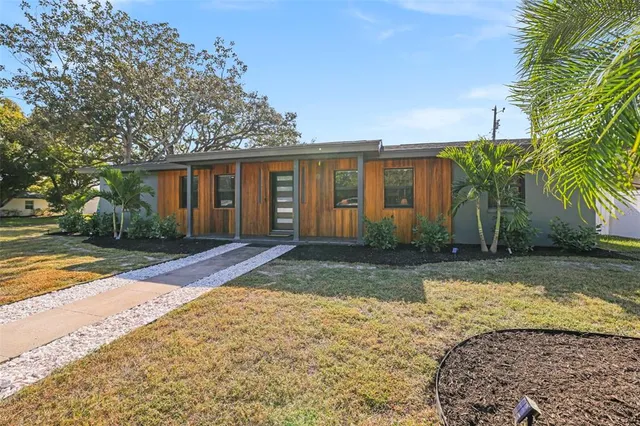 $899,000 | 1441 Fairway Drive, Dunedin, FL 34698