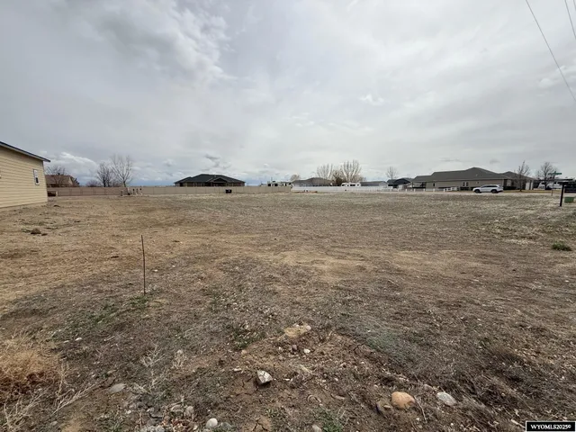 $52,500 | 602 North Road 11, Worland, WY 82401