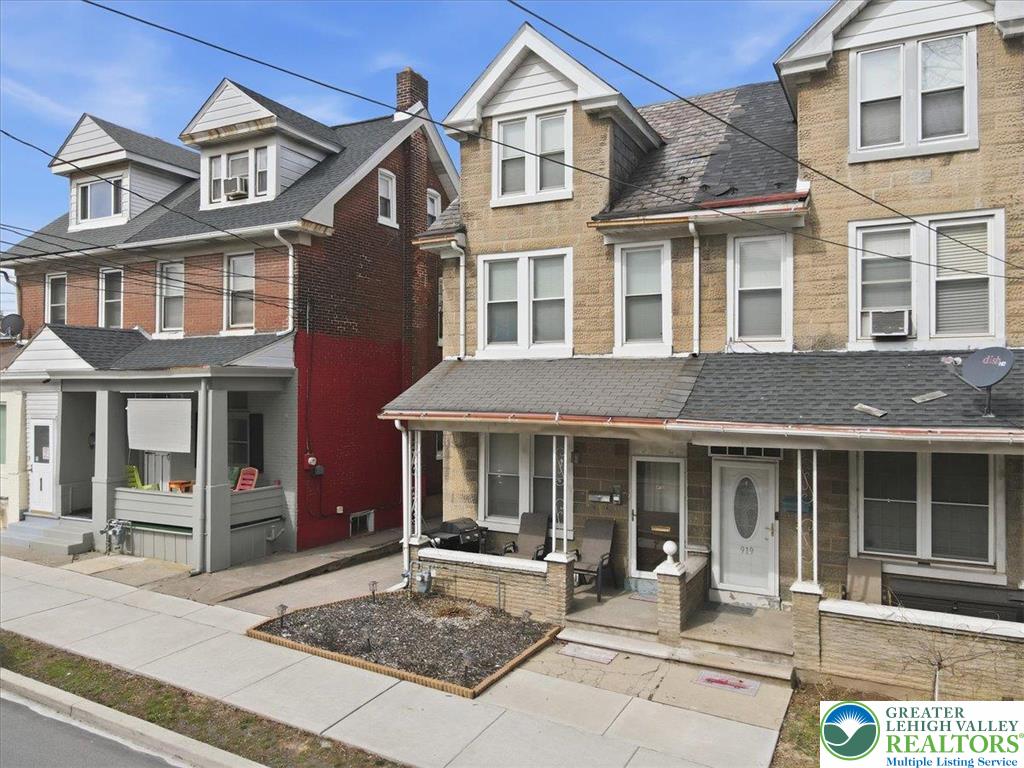 921 Broadway Fountain Hill, PA 18015 - Photo 63 of 93