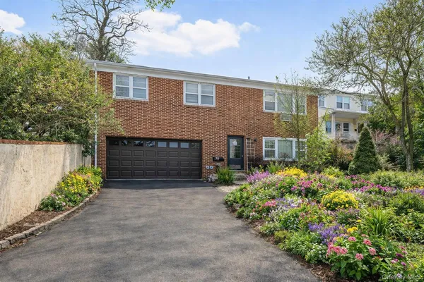 $845,000 | 201 Shonnard Terrace, Yonkers, NY 10701