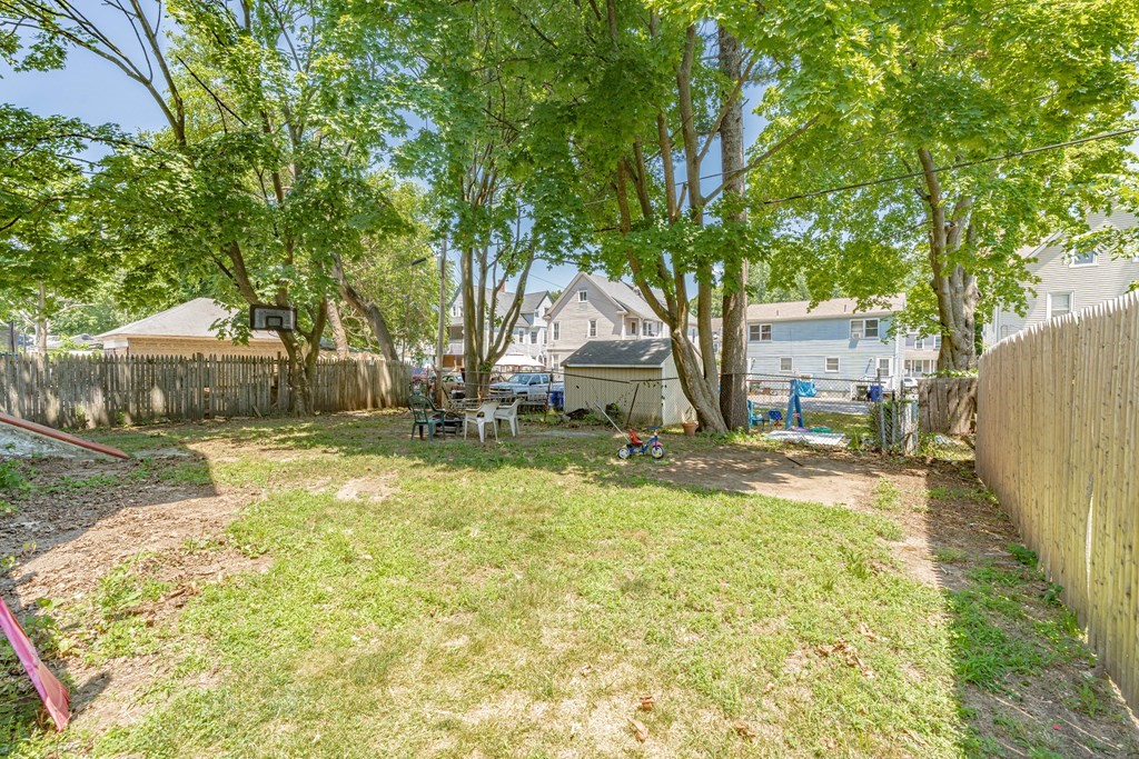 93 Dawes Street Springfield, MA 01109 - Photo 23 of 23