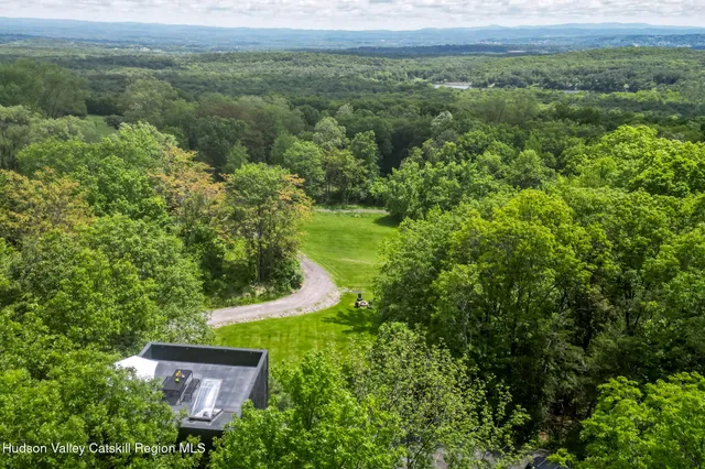 $920,000 | 22 Skinner Road, Catskill, NY 12414