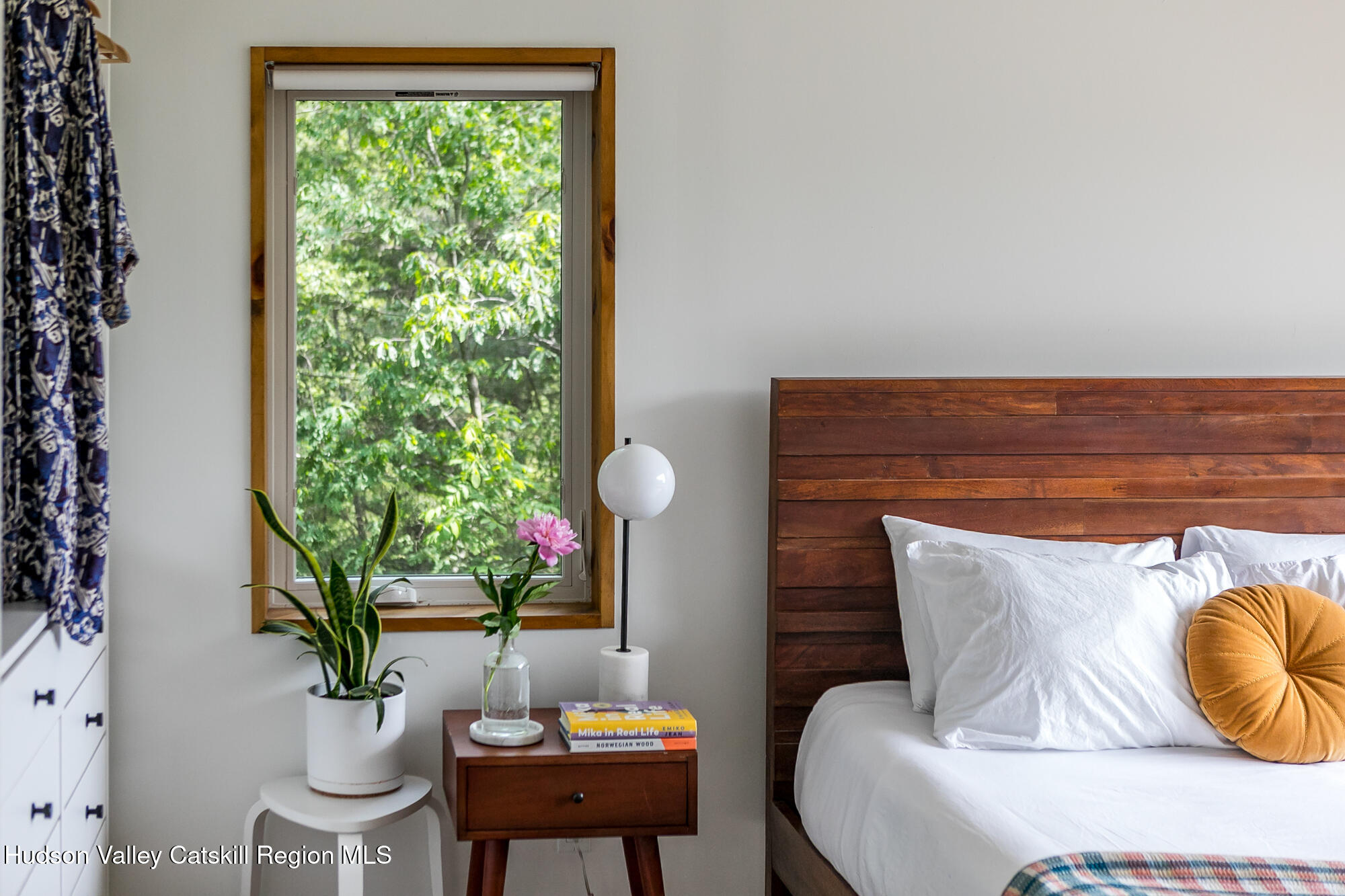 22 Skinner Road Catskill, NY 12414 - Photo 7 of 30 skinner. primary bed closer up