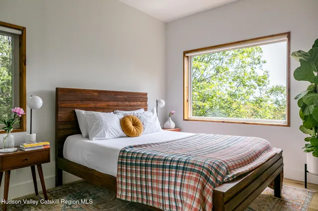 $920,000 | 22 Skinner Road, Catskill, NY 12414