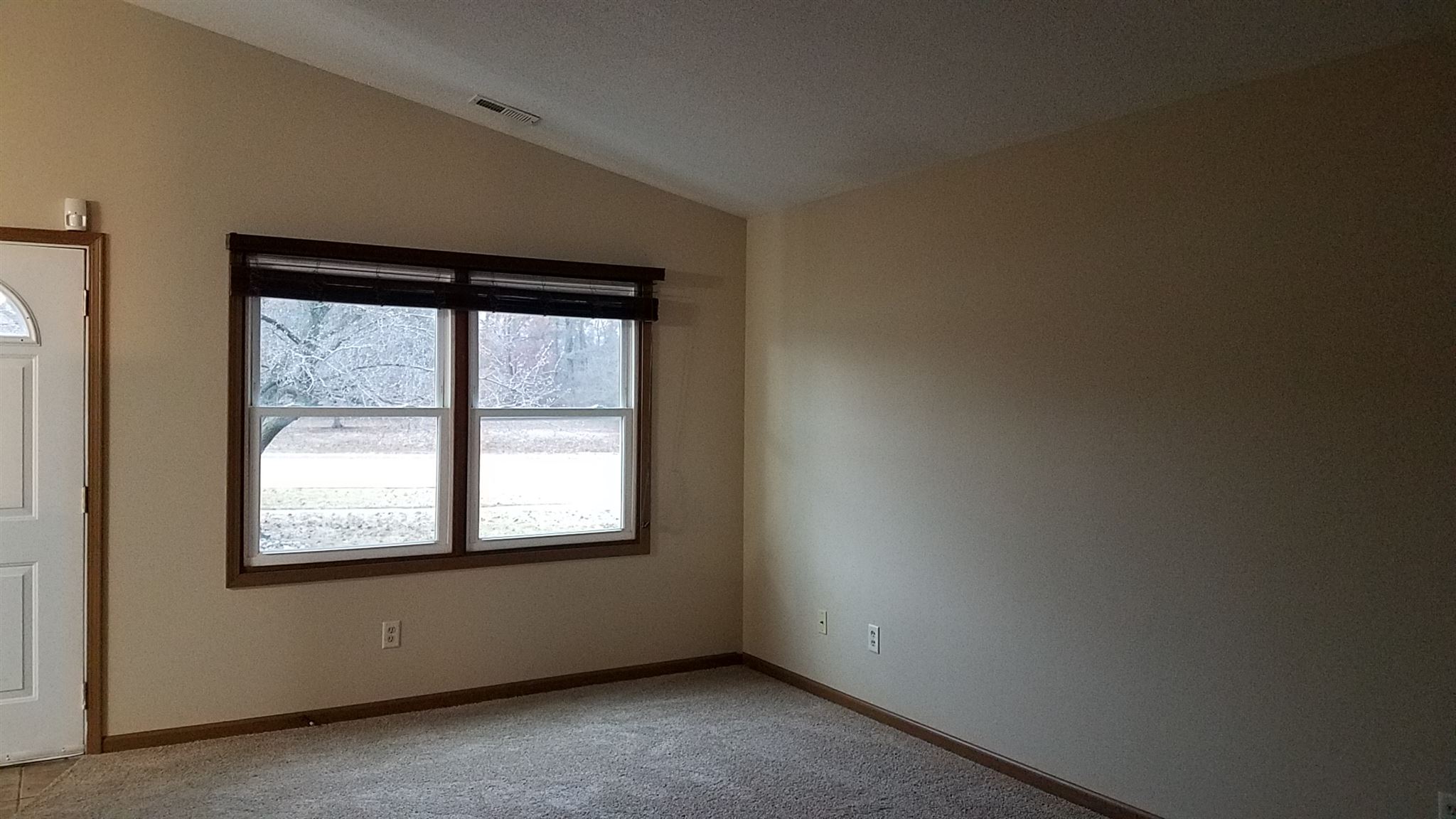 2502 Hobson Road Fort Wayne, IN 46805 - Photo 2 of 14