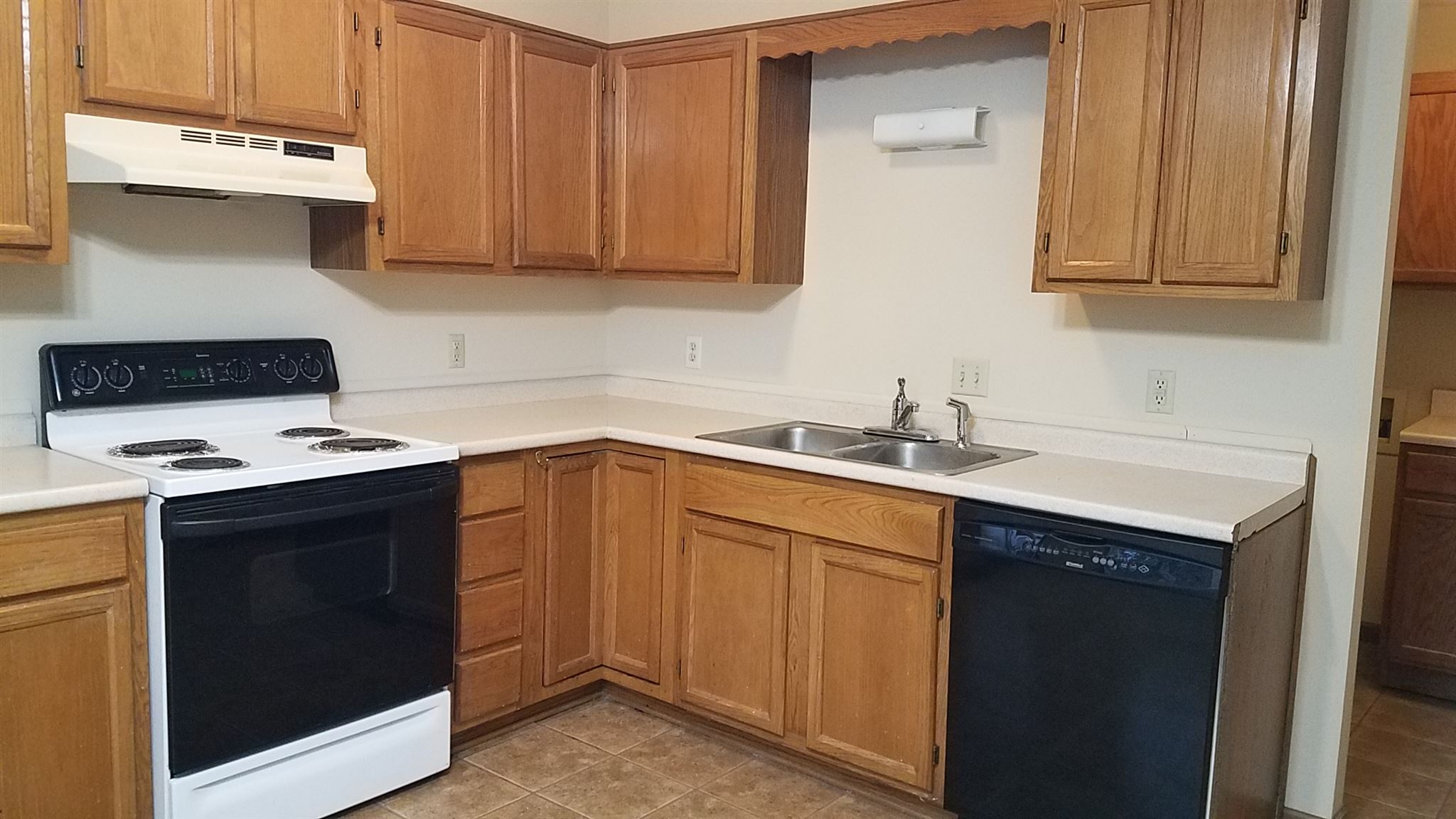 2502 Hobson Road Fort Wayne, IN 46805 - Photo 5 of 14