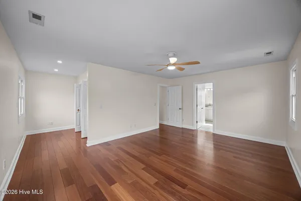 $695,000 | 103 Seagull Way, Hubert, NC 28539