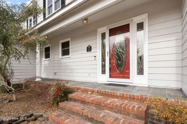 $695,000 | 103 Seagull Way, Hubert, NC 28539