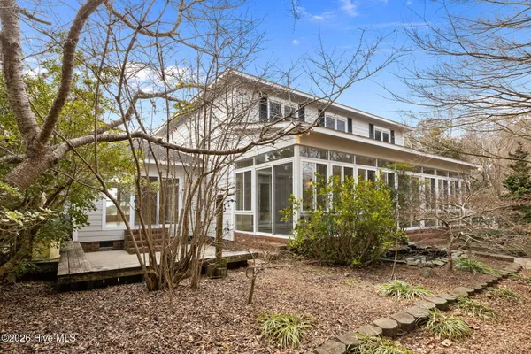 $695,000 | 103 Seagull Way, Hubert, NC 28539