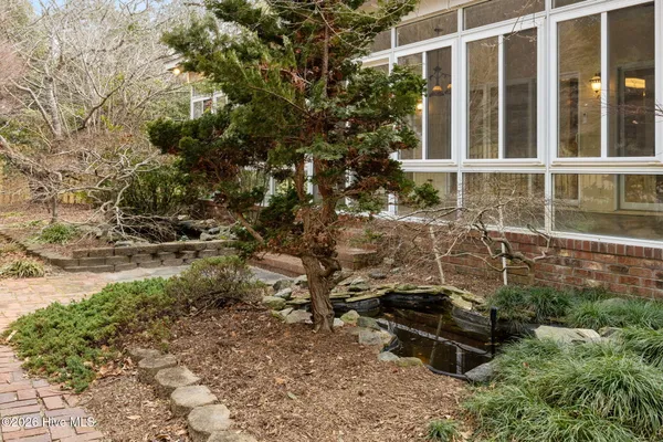 $695,000 | 103 Seagull Way, Hubert, NC 28539