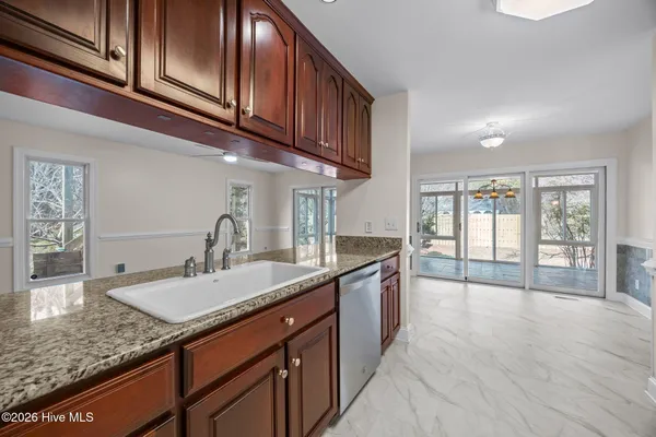 $695,000 | 103 Seagull Way, Hubert, NC 28539