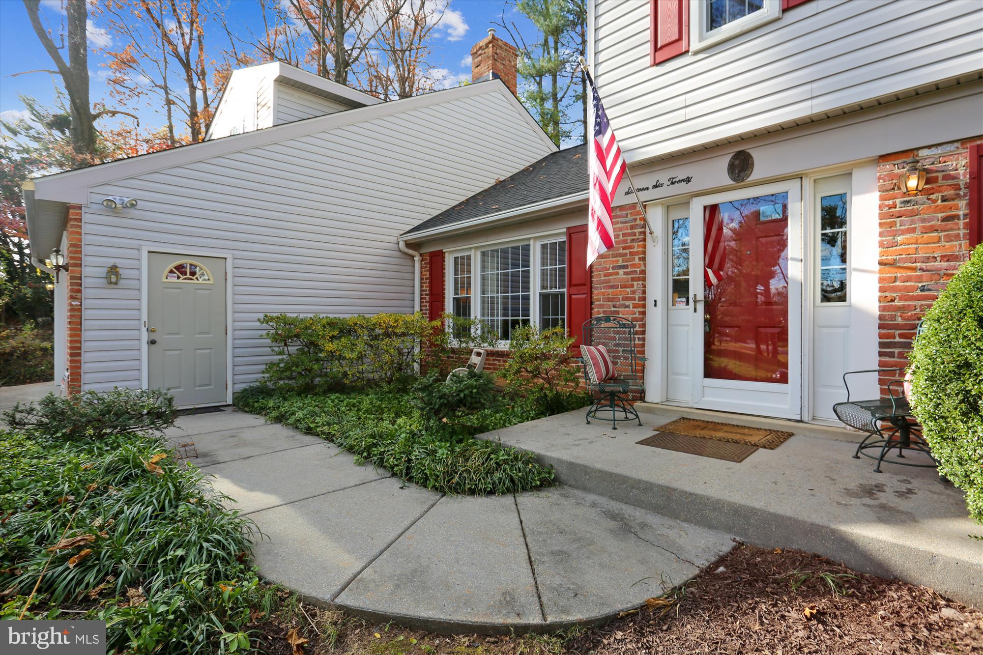 16620 Bethayres Road Derwood, MD 20855 - Photo 68 of 80 Front walk & door to Garage