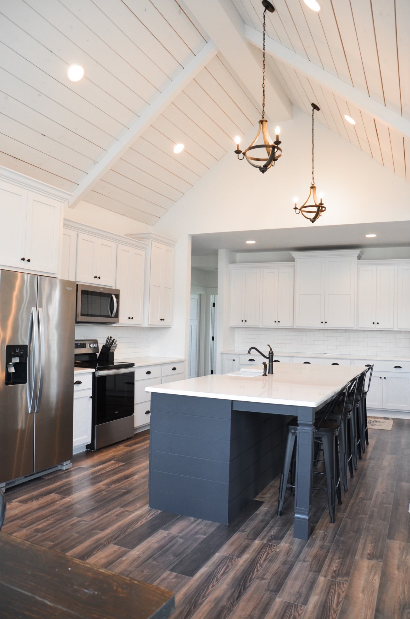 5931 Lakeview Road Springfield, TN 37172 - Photo 17 of 55 a kitchen with a sink stainless steel appliances and cabinets