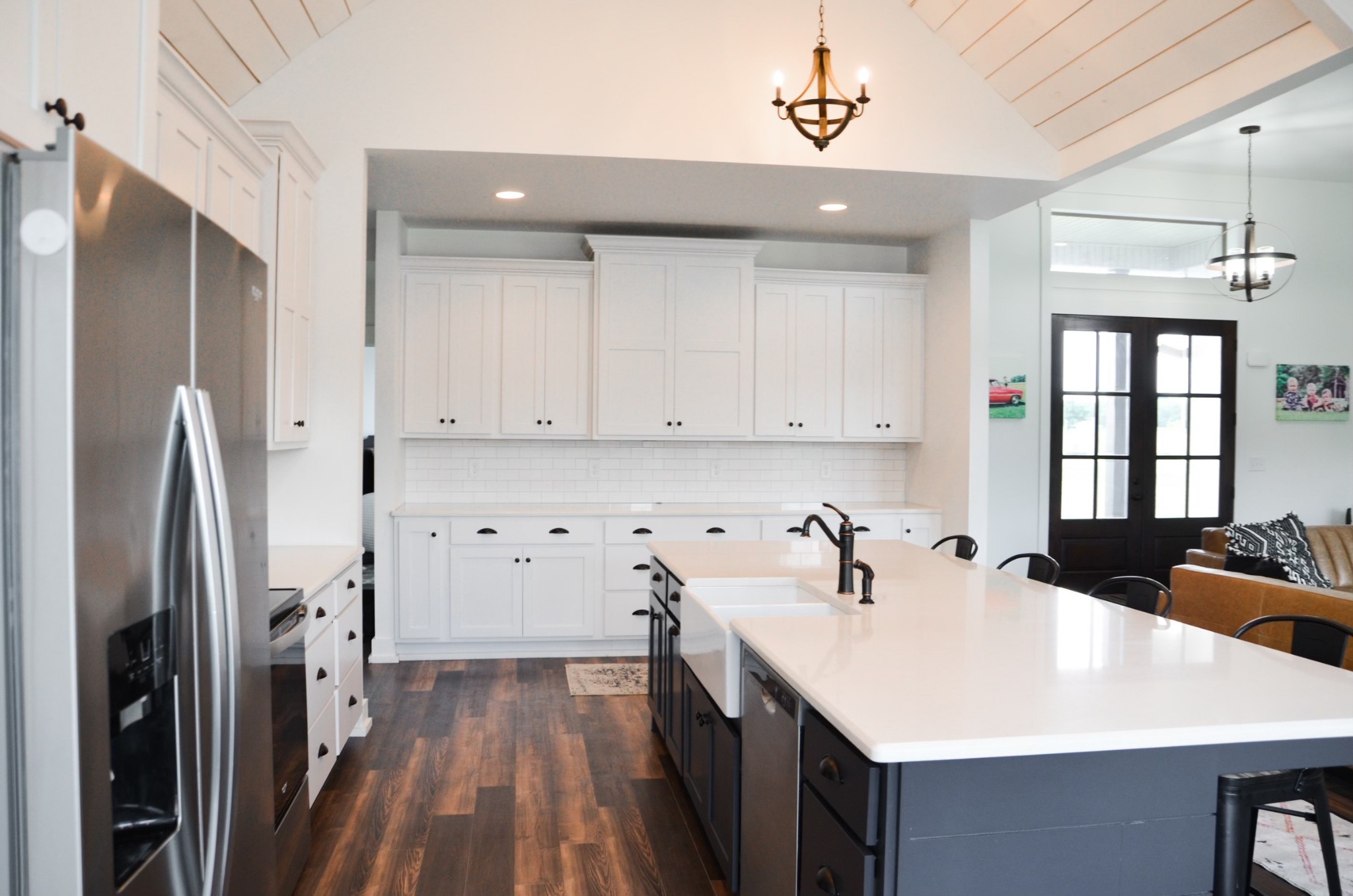 5931 Lakeview Road Springfield, TN 37172 - Photo 18 of 55 a kitchen with a sink refrigerator and cabinets