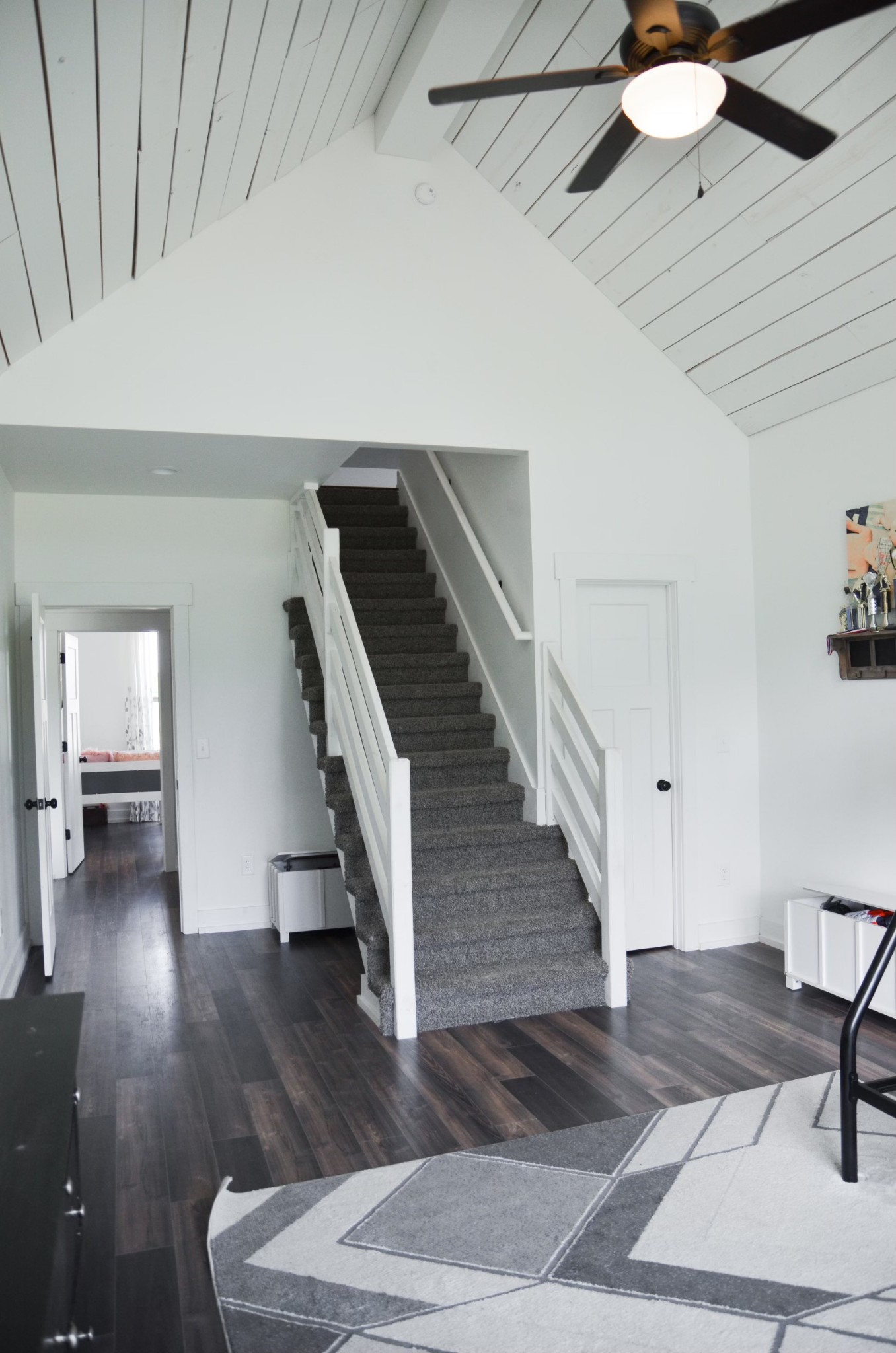 5931 Lakeview Road Springfield, TN 37172 - Photo 40 of 55 a view of entryway and hall with wooden floor