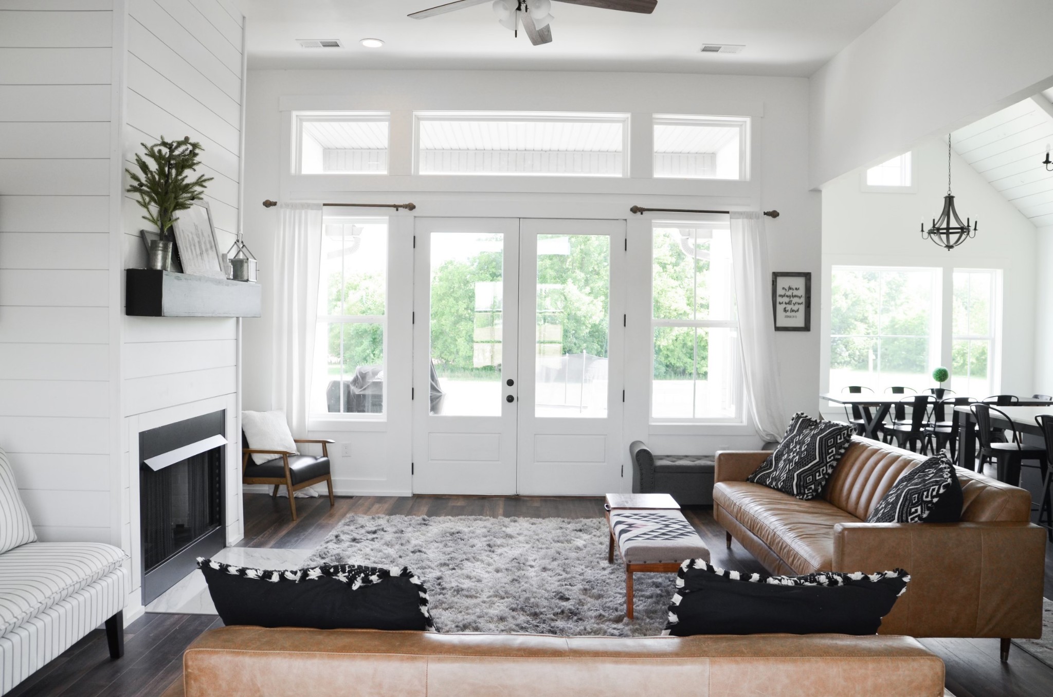 5931 Lakeview Road Springfield, TN 37172 - Photo 7 of 55 a living room with furniture large window and a fireplace