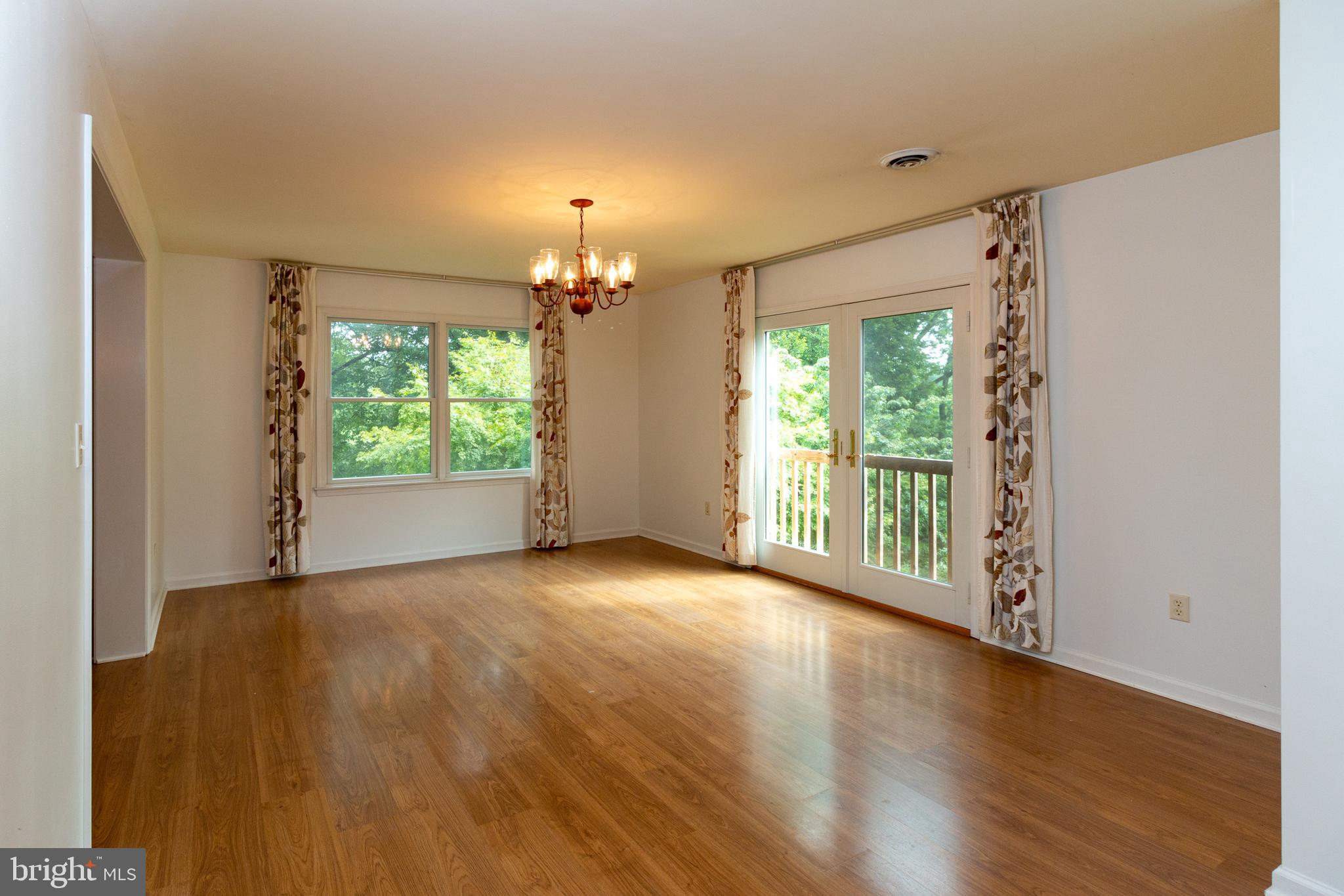 804 Bennett Road Mount Airy, MD 21771 - Photo 8 of 69 Gallery Image 8