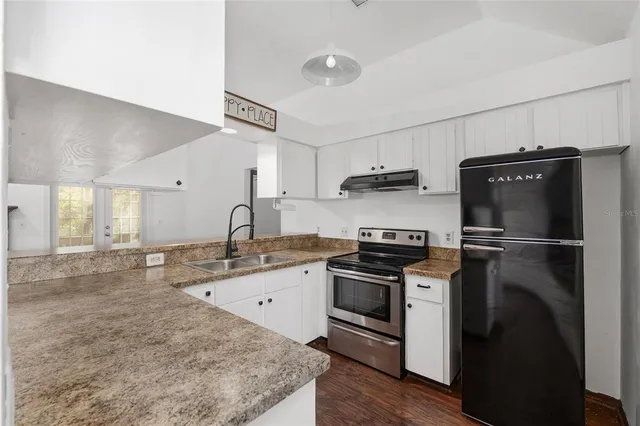 $335,000 | 8305 Southwest 46 Lane, Gainesville, FL 32608