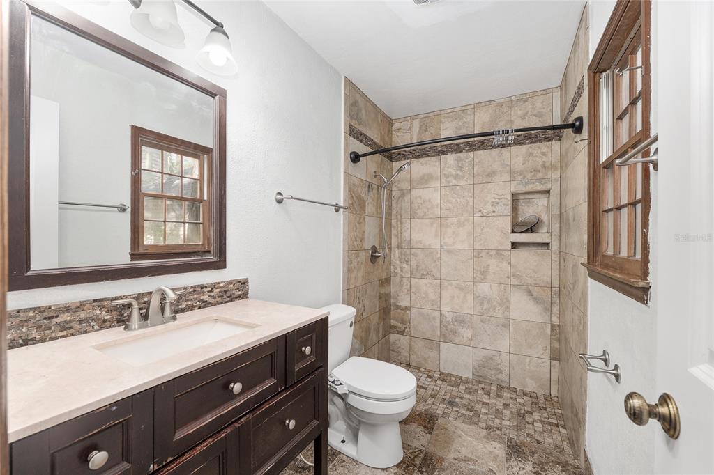 8305 Southwest 46 Lane Gainesville, FL 32608 - Photo 29 of 64