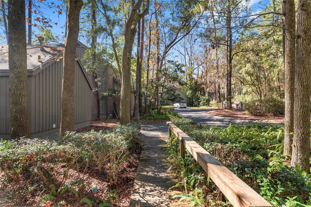 8305 Southwest 46 Lane Gainesville, FL 32608 - Photo 5 of 64