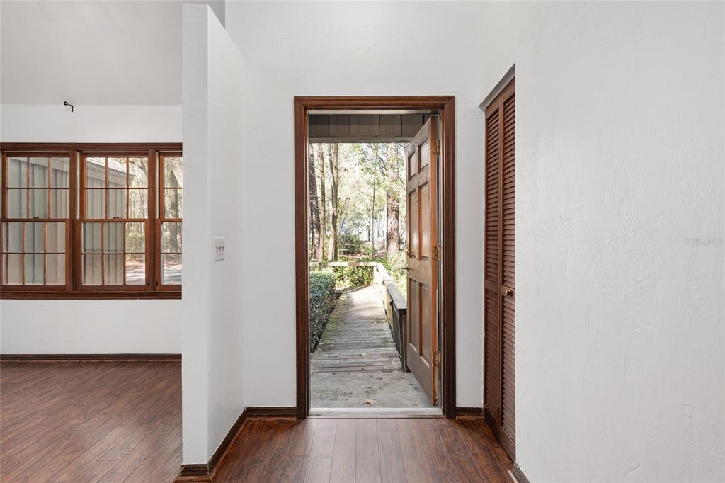 8305 Southwest 46 Lane Gainesville, FL 32608 - Photo 9 of 64