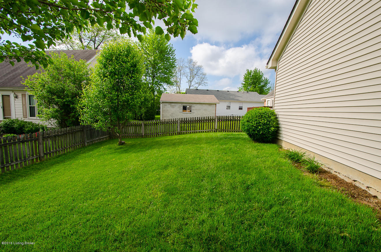 10410 Vantage Road Louisville, KY 40299 - Photo 41 of 43 Vantage-54