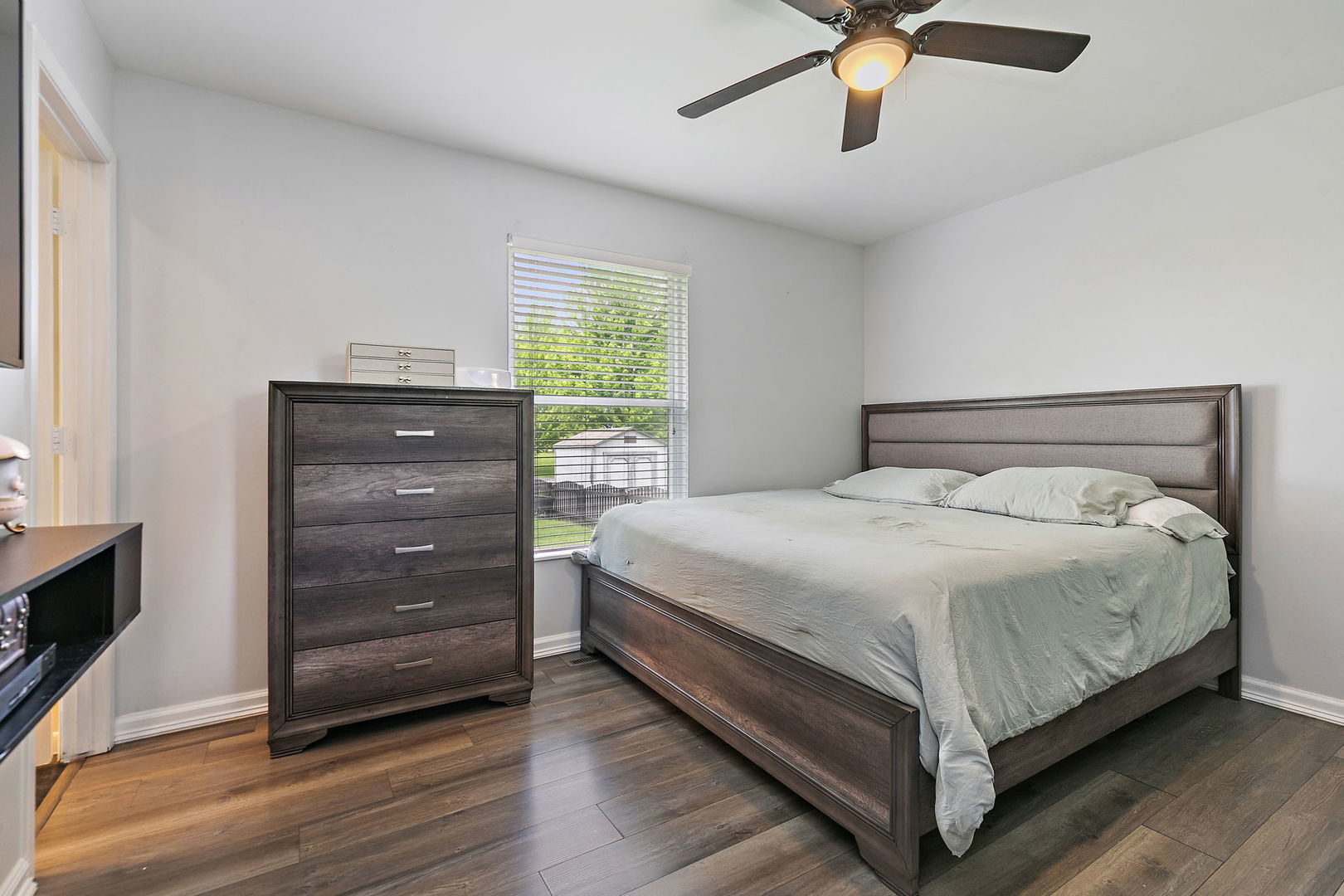 847 Quail Run DeKalb, IL 60115 - Photo 11 of 37