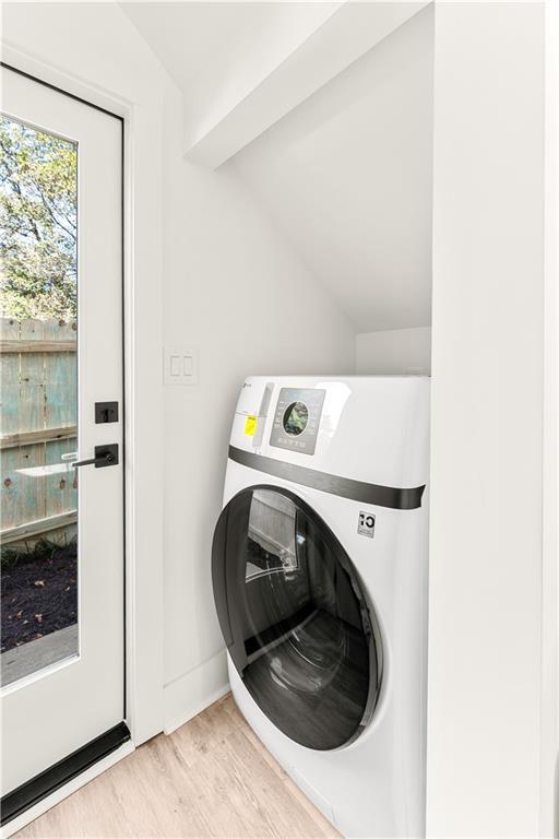 845 Ormewood Terrace Southeast, Unit B Atlanta, GA 30316 - Photo 19 of 32 a utility room with dryer and washer