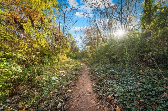 a sign that is on the wall