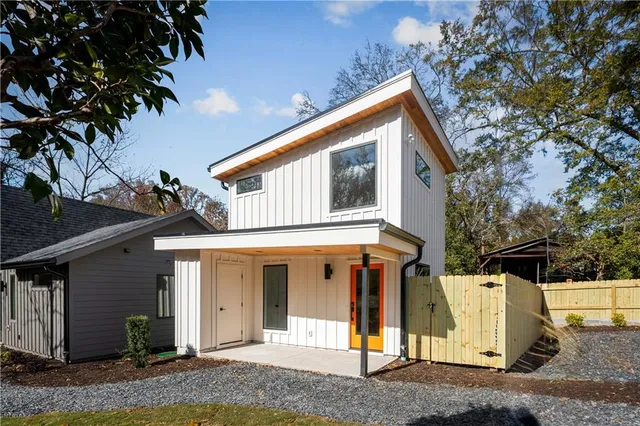 an outdoor view with sitting space