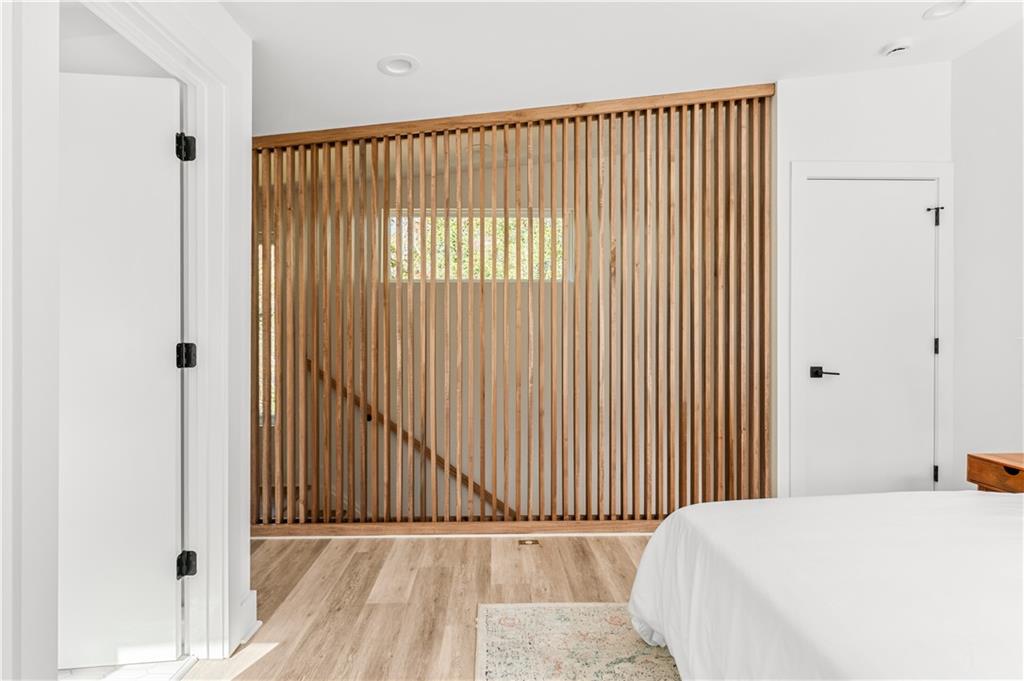 845 Ormewood Terrace Southeast, Unit B Atlanta, GA 30316 - Photo 9 of 32 a view of a bedroom from a hallway