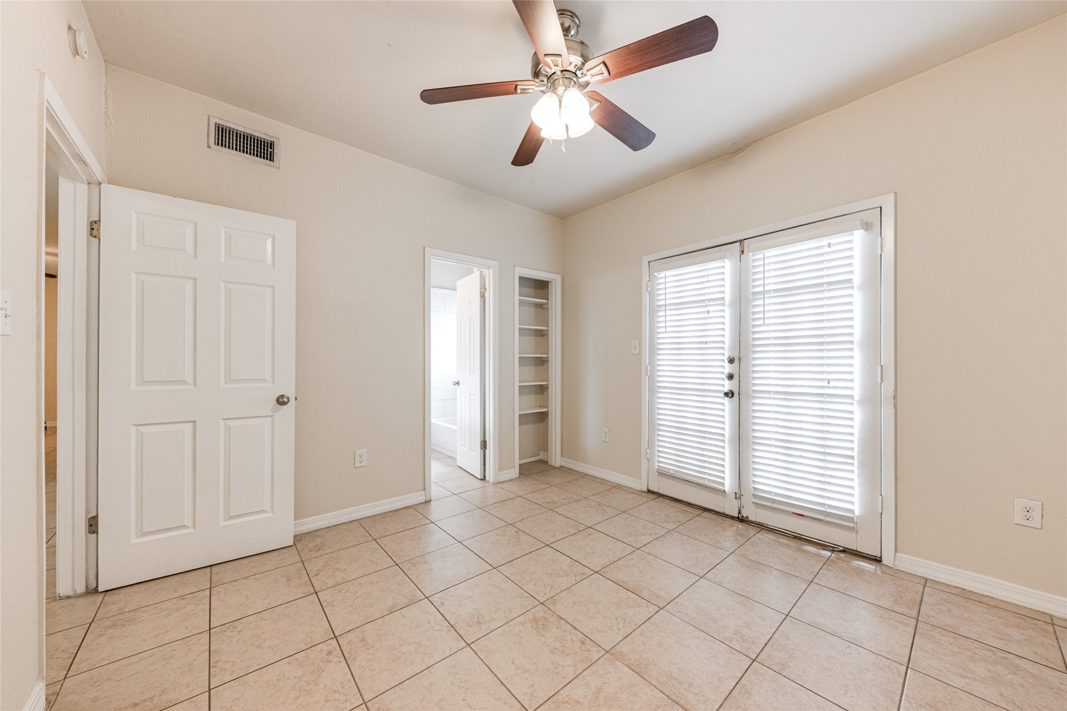 2801 Rio Grande Street, Unit 206 Austin, TX 78705 - Photo 12 of 22
