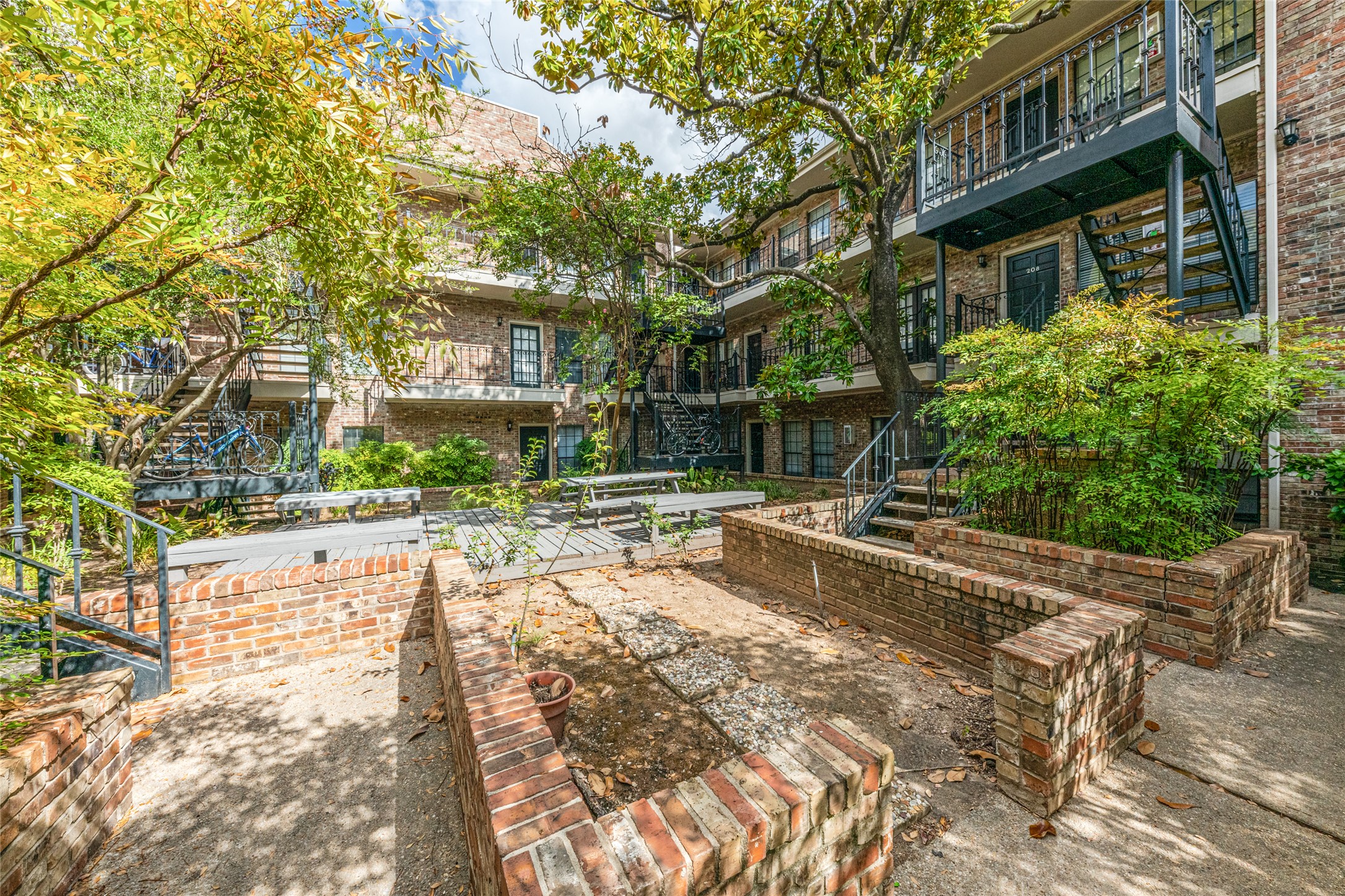 2801 Rio Grande Street, Unit 206 Austin, TX 78705 - Photo 4 of 22