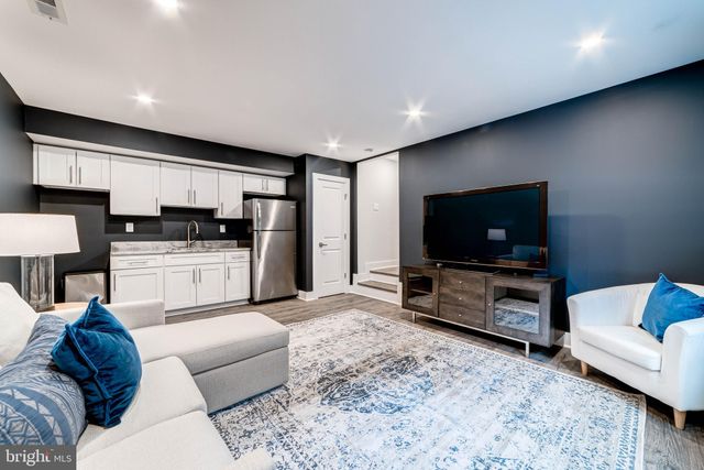 $1,510,252 | 113 East Maple Street, Alexandria, VA 22301