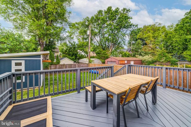 $1,510,252 | 113 East Maple Street, Alexandria, VA 22301