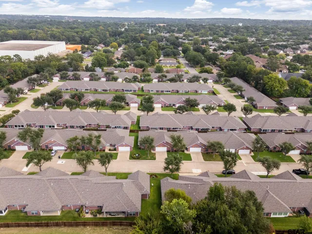 $220,000 | 1521 Rice Road, Unit J104, Tyler, TX 75703